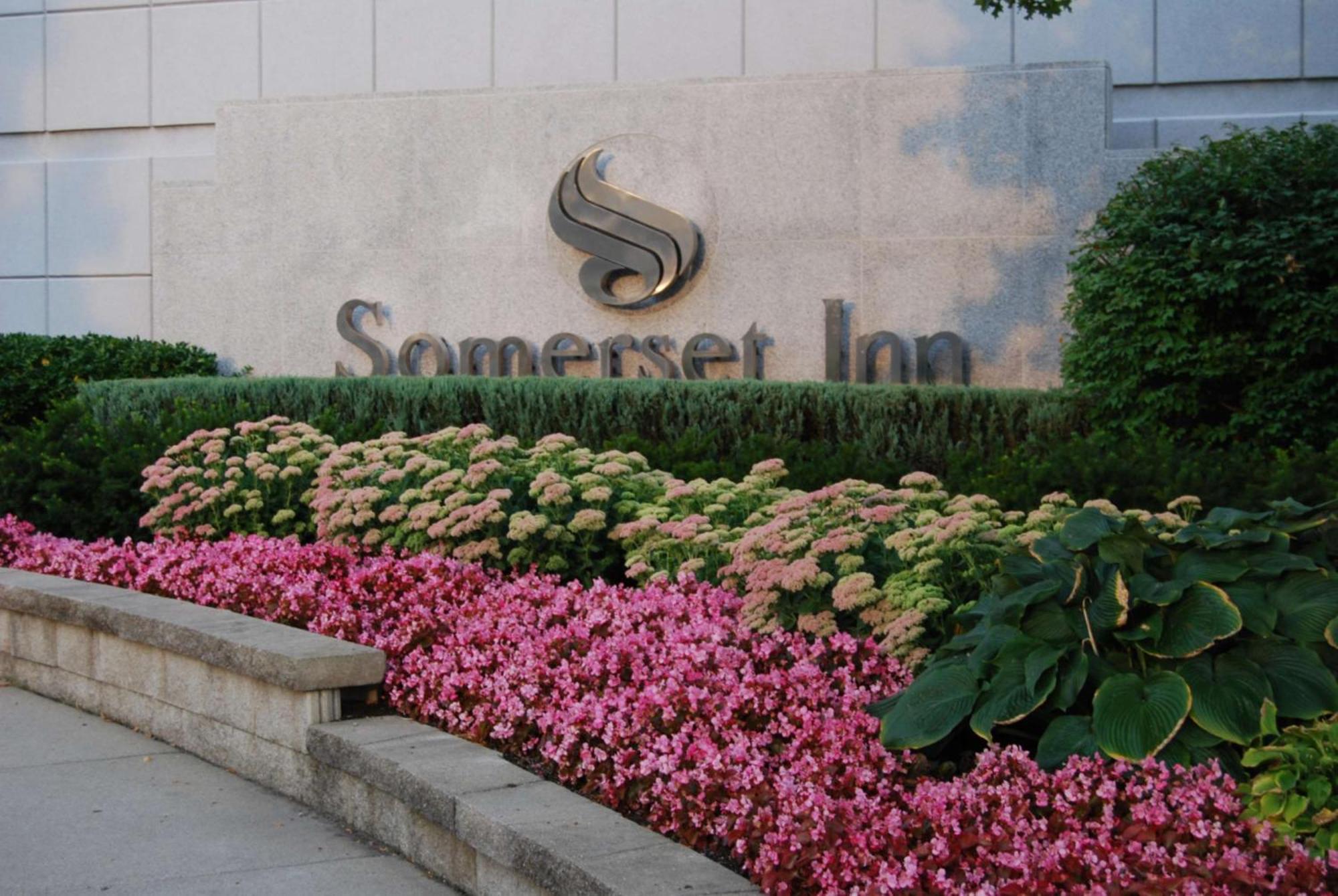 Somerset Inn Troy Extérieur photo